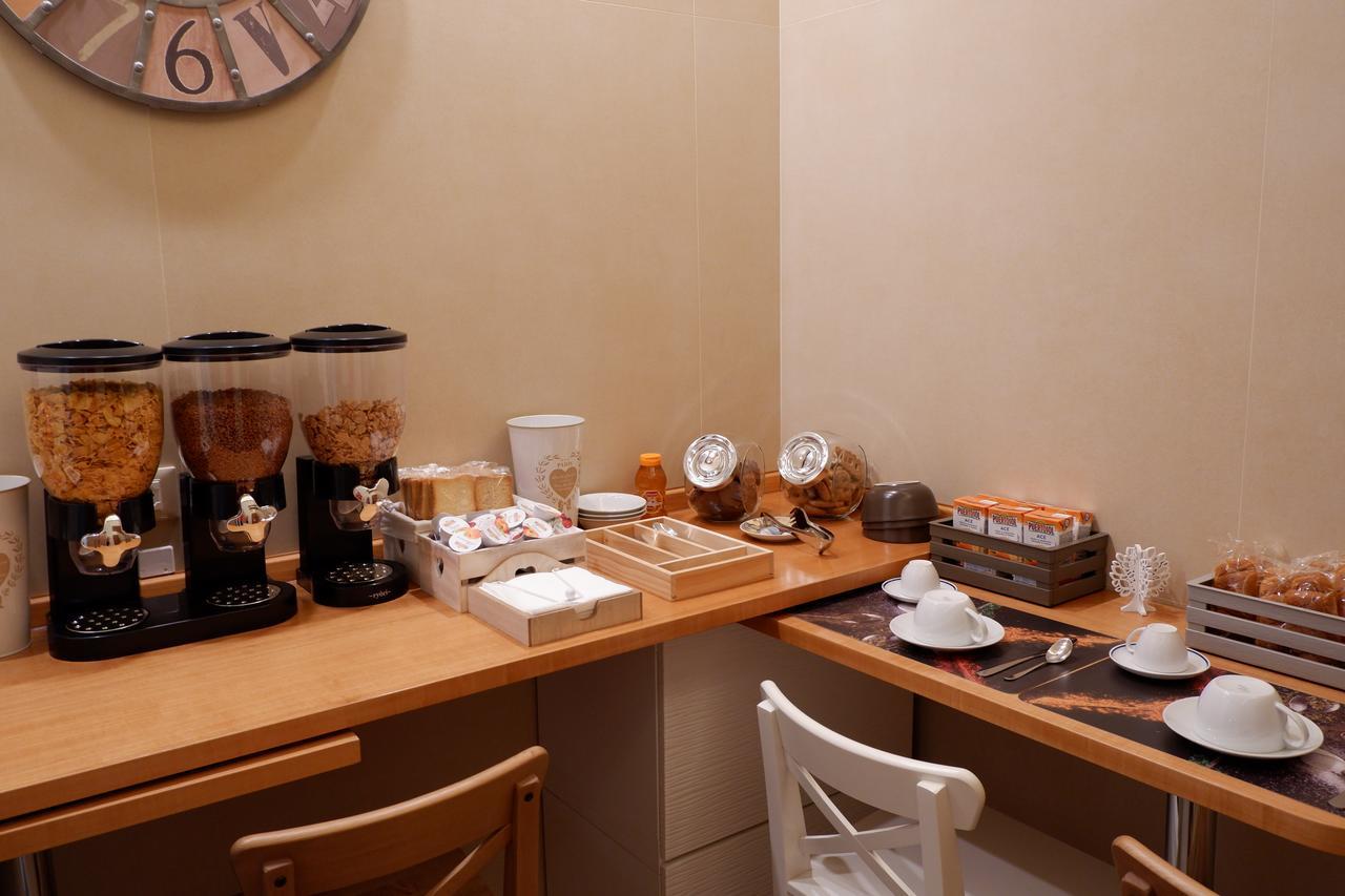 B&B Il Giardino In Città - Parcheggio Privato Gratuito Foggia Exterior foto